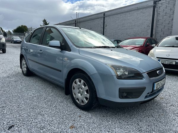 Ford Focus Hatchback, Petrol, 2007, Blue