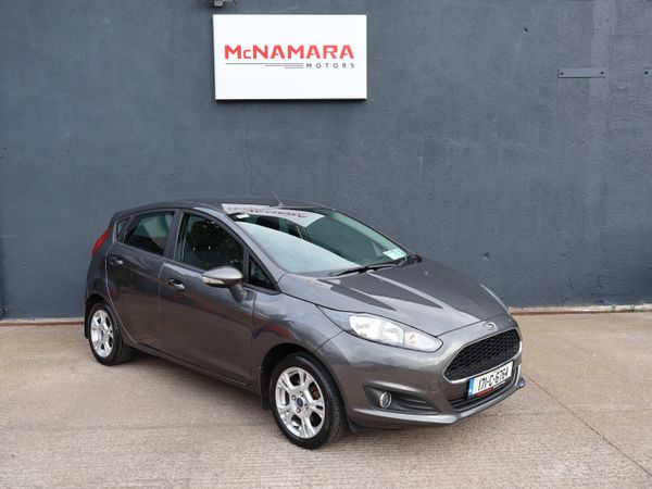 Ford Fiesta Hatchback, Petrol, 2017, Grey