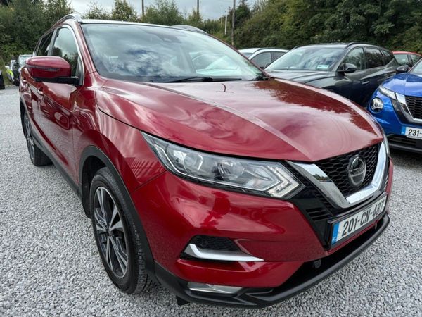 Nissan Qashqai MPV, Diesel, 2020, Red