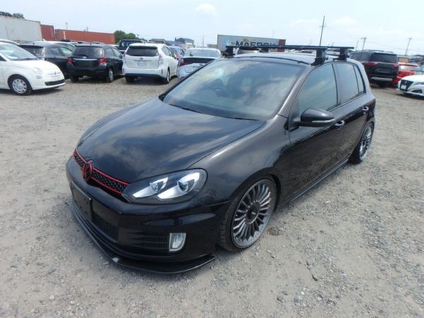 Volkswagen Golf Hatchback, Petrol, 2012, Black
