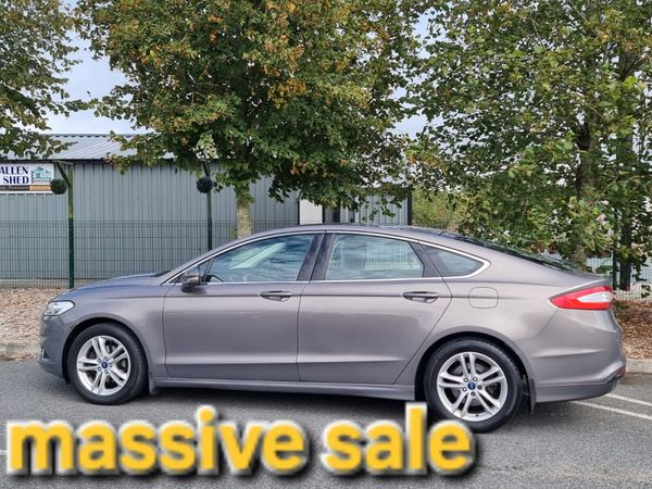 Ford Mondeo Hatchback, Diesel, 2016, Brown