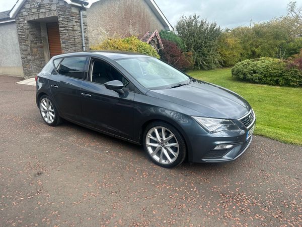 SEAT Leon Hatchback, Petrol, 2019, Grey