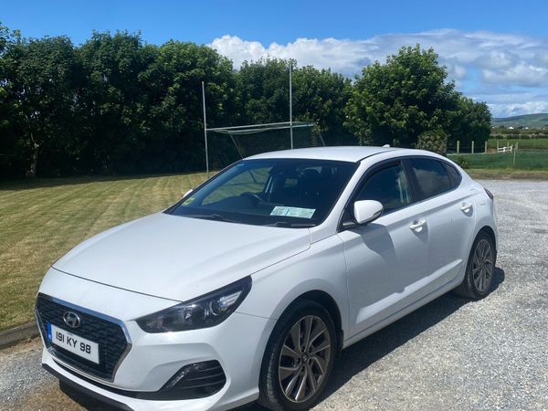 Hyundai i30 Hatchback, Petrol, 2019, White
