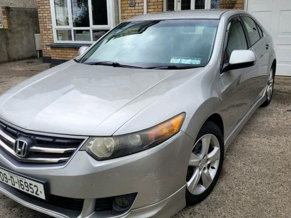 Honda Accord Saloon, Diesel, 2009, Silver