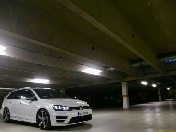 Volkswagen Golf Estate, Petrol, 2015, White
