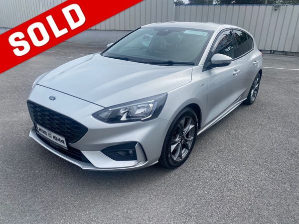 Ford Focus Hatchback, Petrol, 2020, Grey