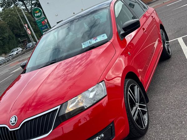 Skoda Rapid Hatchback, Diesel, 2014, Red