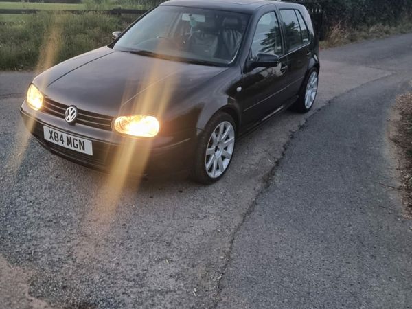 Volkswagen Golf Hatchback, Petrol, 2000, Black