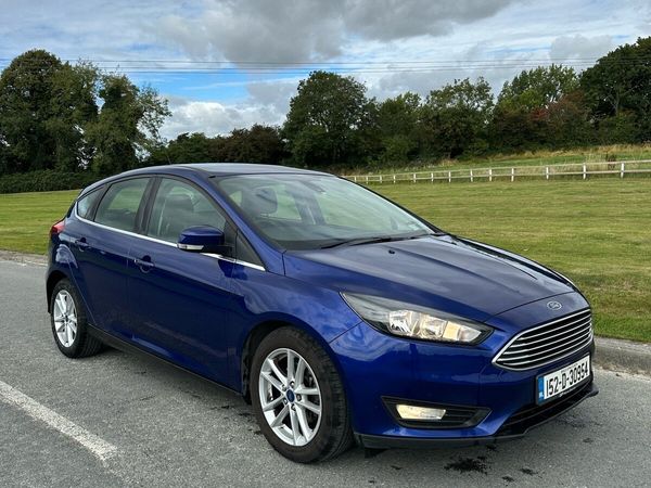 Ford Focus Hatchback, Petrol, 2015, Blue