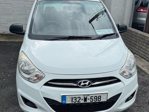 Hyundai i10 Hatchback, Petrol, 2013, White