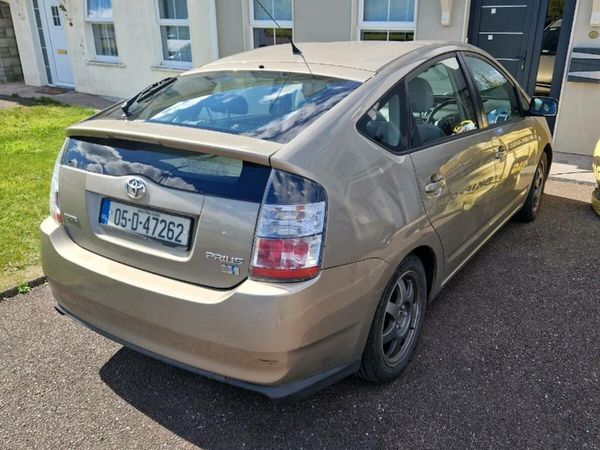 Toyota Prius Hatchback, Petrol Hybrid, 2005, Bronze