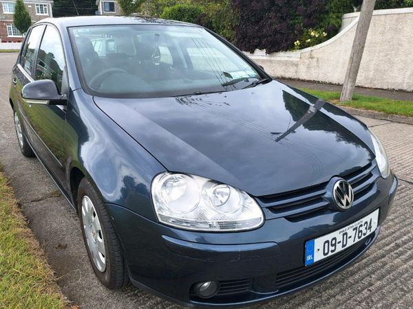 Volkswagen Golf Hatchback, Petrol, 2009, Blue