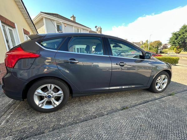 Ford Focus Hatchback, Diesel, 2013, Grey