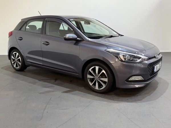 Hyundai i20 Hatchback, Petrol, 2016, Grey