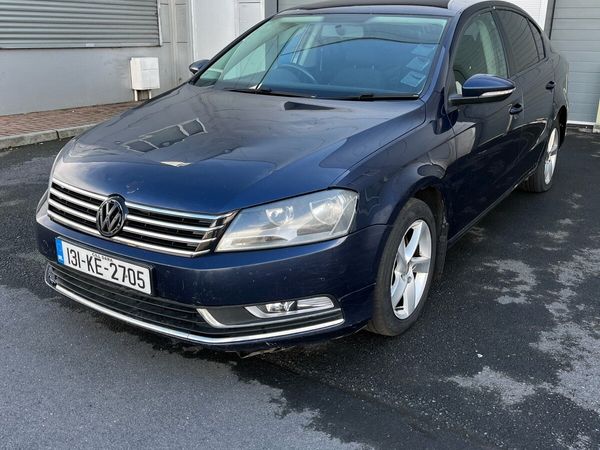 Volkswagen Passat Saloon, Diesel, 2013, Blue
