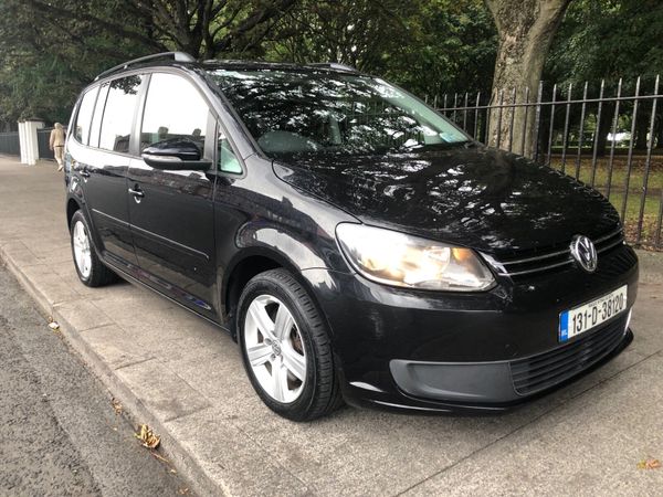 Volkswagen Touran MPV, Petrol, 2013, Black