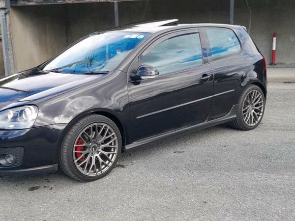 Volkswagen Golf Hatchback, Petrol, 2006, Black