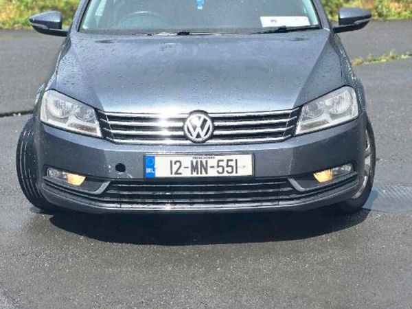 Volkswagen Passat Saloon, Diesel, 2012, Grey
