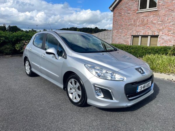 Peugeot 308 Hatchback, Diesel, 2013, Silver
