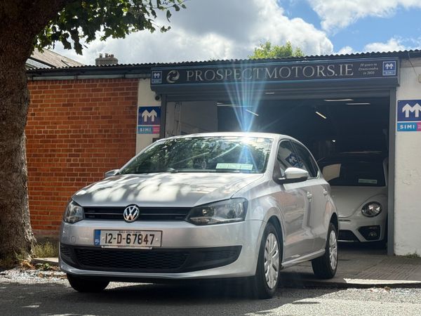 Volkswagen Polo Hatchback, Petrol, 2012, Silver