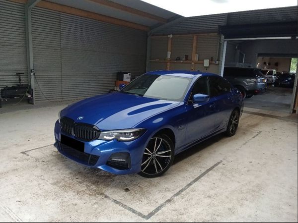 BMW 3-Series Saloon, Petrol Hybrid, 2022, Blue