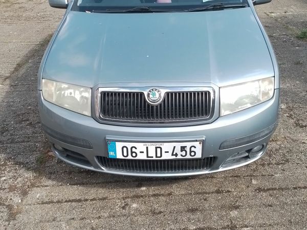Skoda Fabia Saloon, Petrol, 2006, Grey