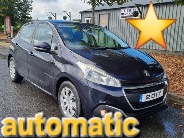 Peugeot 208 Hatchback, Petrol, 2017, Black