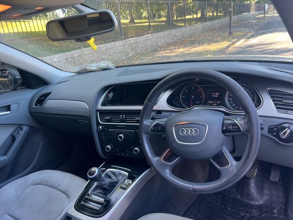 Audi A4 Saloon, Diesel, 2012, Black