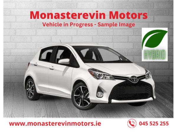 Toyota Yaris Hatchback, Petrol, 2019, White
