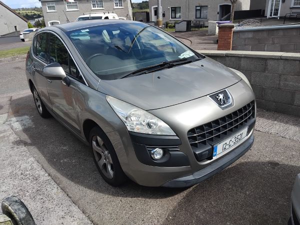 Peugeot 3008 MPV, Diesel, 2012, Grey