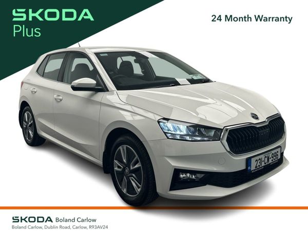 Skoda Fabia Hatchback, Petrol, 2023, White