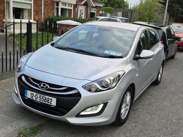 Hyundai i30 Hatchback, Diesel, 2012, Silver
