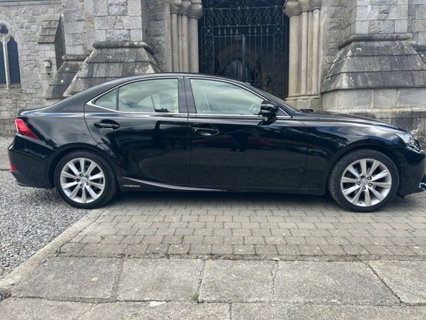 Lexus IS Saloon, Petrol Hybrid, 2016, Black
