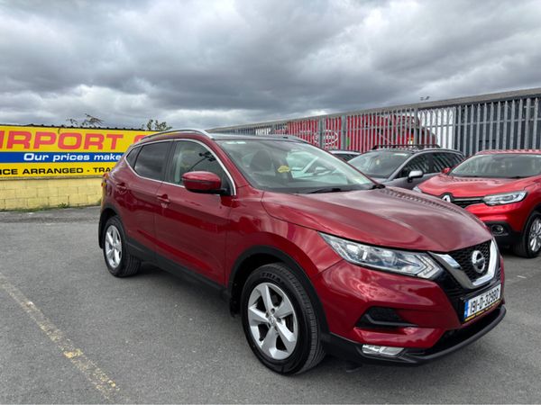 Nissan Qashqai MPV, Petrol, 2019, Red