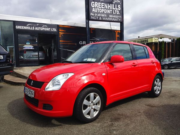 Suzuki Swift Hatchback, Petrol, 2009, Red