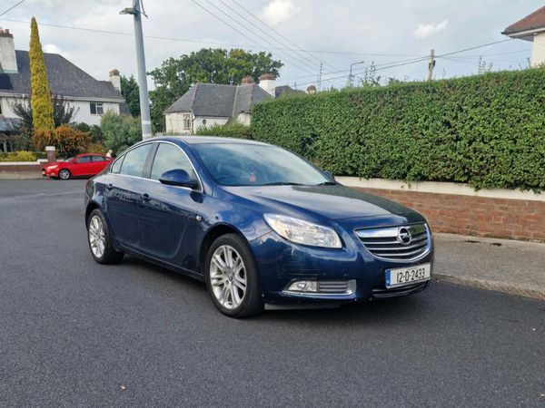 Opel Insignia Saloon, Diesel, 2012, Blue