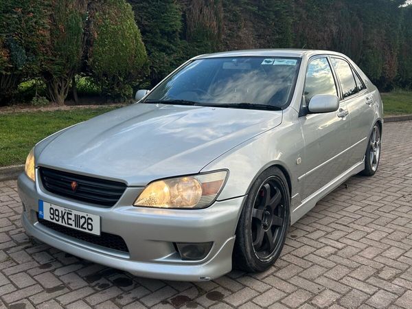Toyota Other Saloon, Petrol, 1999, Silver