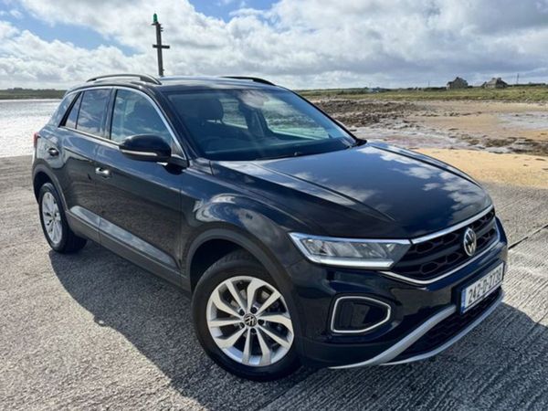 Volkswagen T-Roc Estate, Diesel, 2024, Black