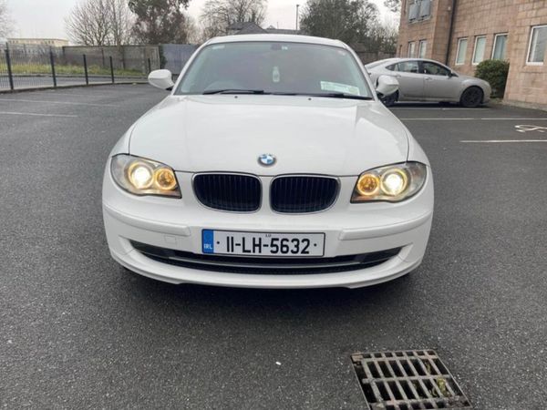 BMW 1-Series Hatchback, Petrol, 2011, White