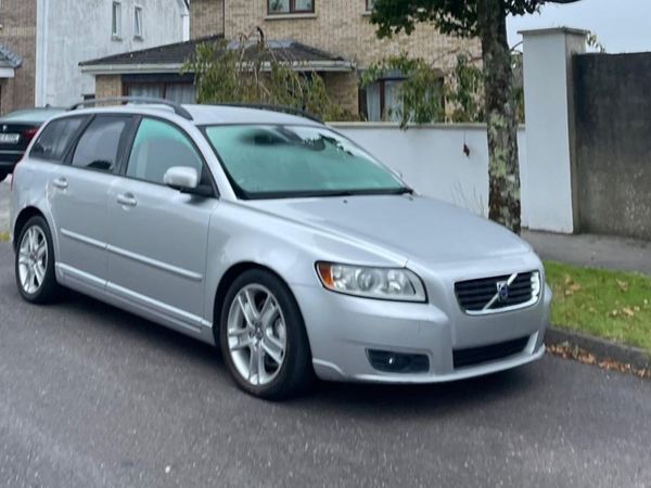 Volvo V50 Estate, Ethanol Petrol, 2008, Silver