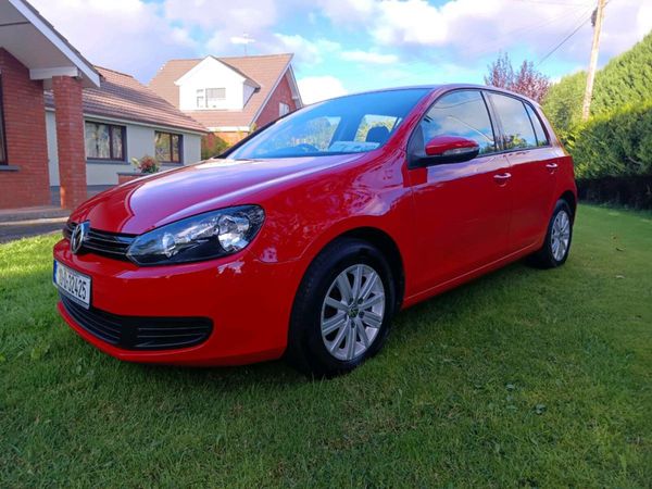 Volkswagen Golf Hatchback, Diesel, 2010, Red