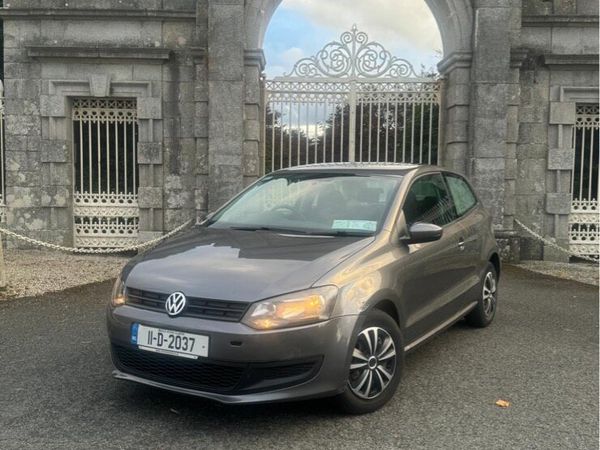 Volkswagen Polo Hatchback, Petrol, 2011, Grey