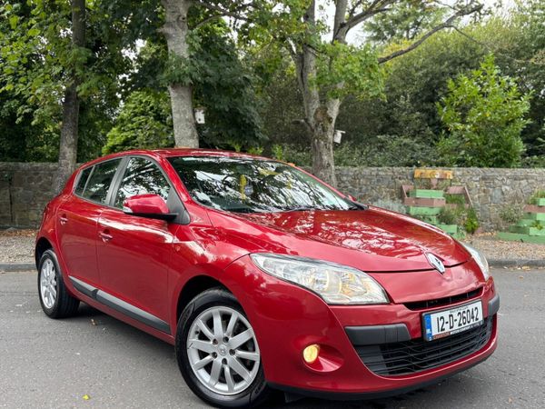 Renault Megane Hatchback, Diesel, 2012, Red