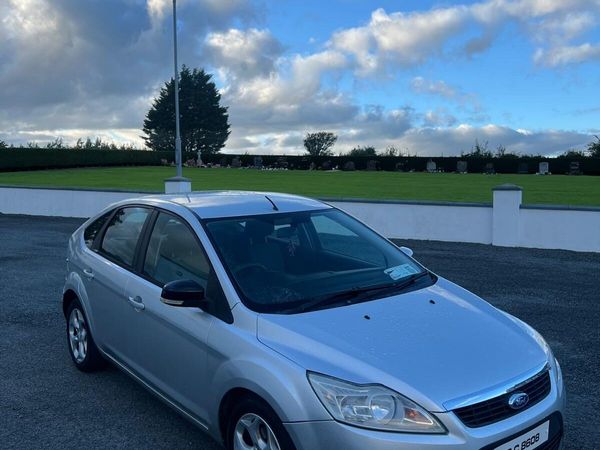 Ford Focus Hatchback, Diesel, 2010, Silver