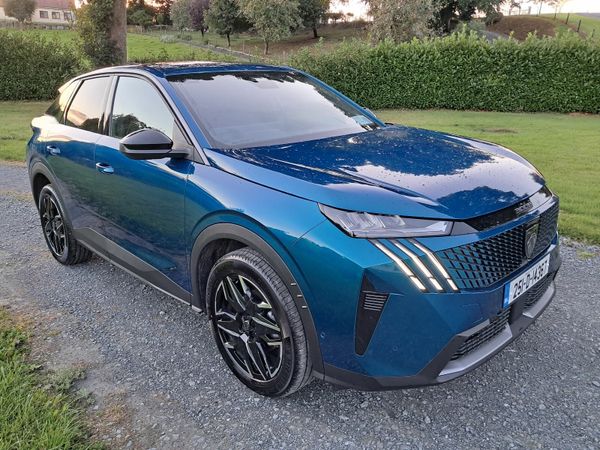 Peugeot 3008 MPV, Petrol, 2025, Blue