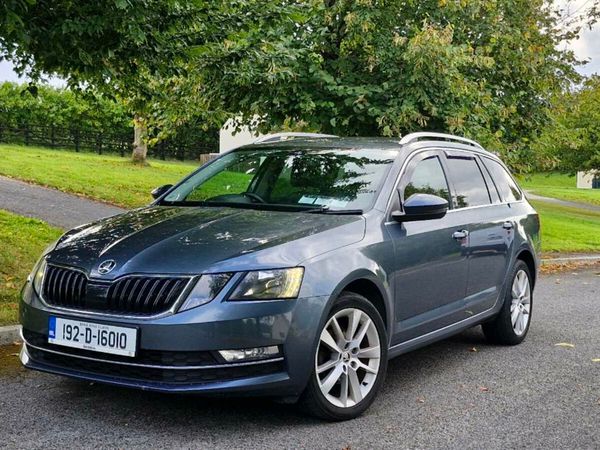 Skoda Octavia Estate, Diesel, 2019, Grey