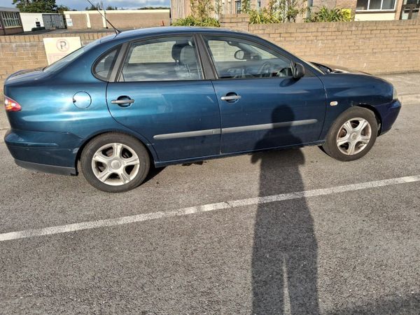 SEAT Cordoba Saloon, Petrol, 2008, Blue