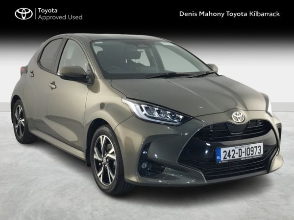 Toyota Yaris Hatchback, Petrol Hybrid, 2024, Bronze