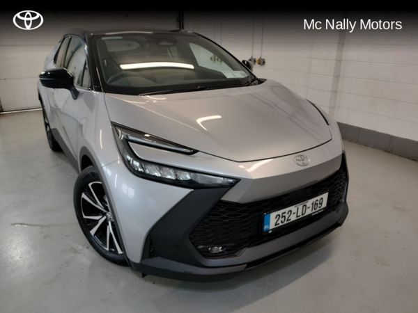 Toyota C-HR SUV, Petrol Hybrid, 2025, Silver