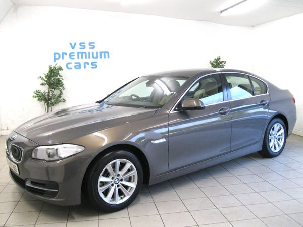 BMW 5-Series Saloon, Diesel, 2014, Gold
